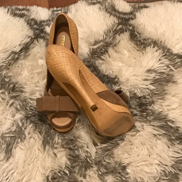 Fendi Rafia Peep Toe Pumps - Picture 5 of 5